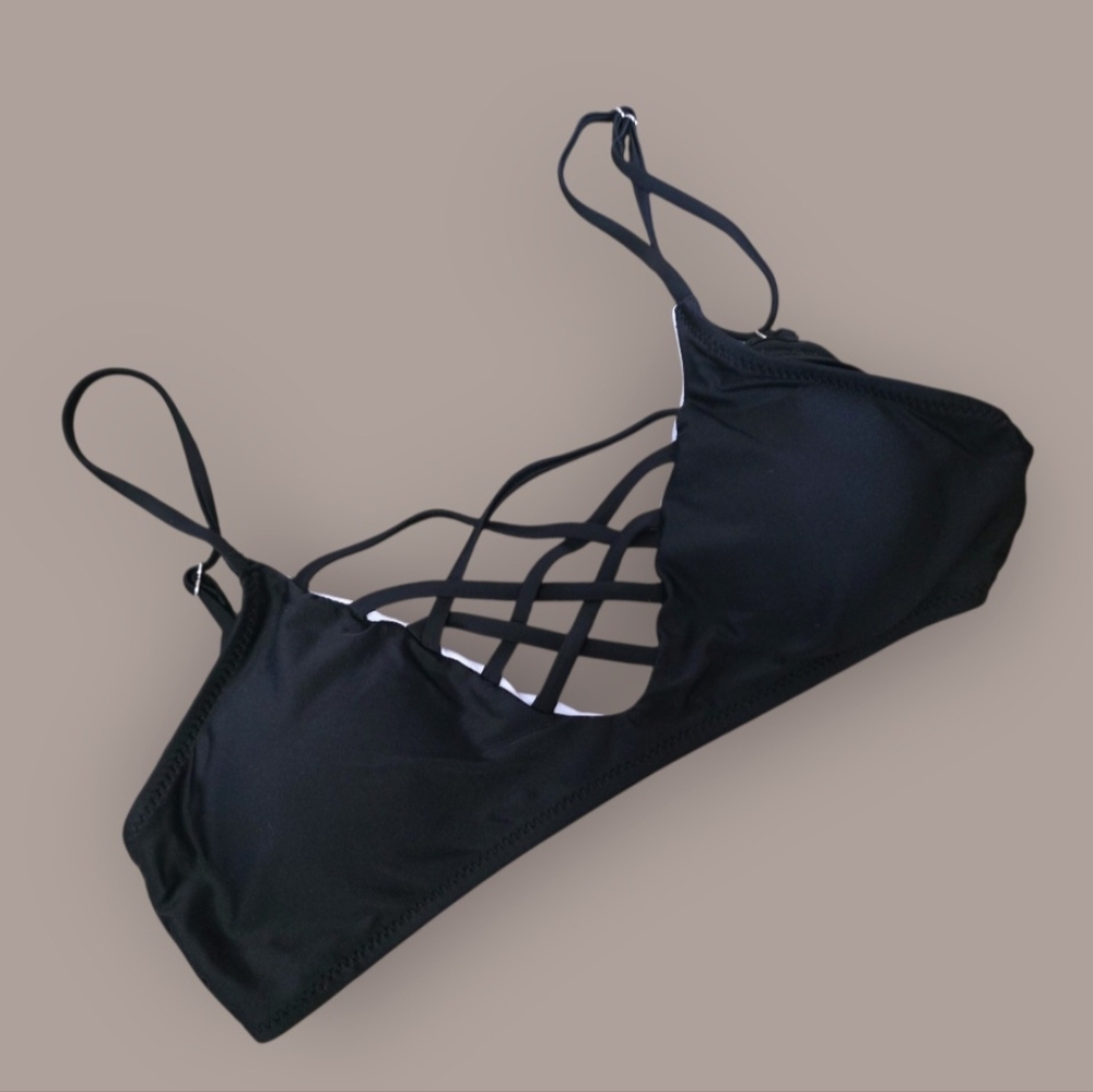 🖤 Black Strappy Women's Bikini Top Sz S